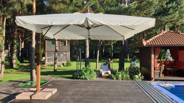 Parasol wspornikowy Palermo 3.5m x 3.5m. Przeznaczony dla kawiarni,terenów zewnętrznych, placów przed domem, hoteli. - obrazek 3