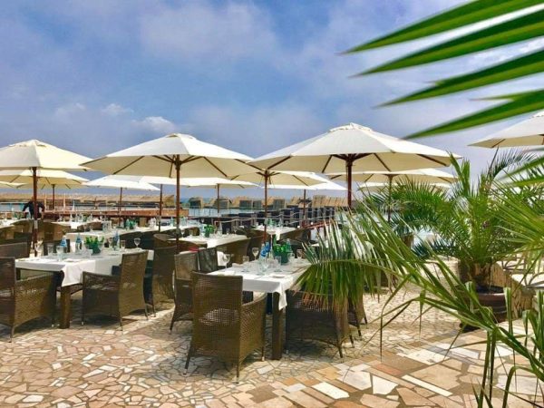 Parasol zewnetrzny De Luxe okragla kopula