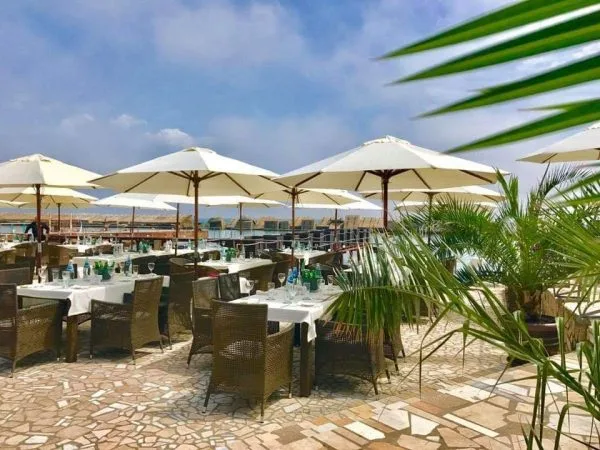 Parasol zewnetrzny De Luxe okragla kopula