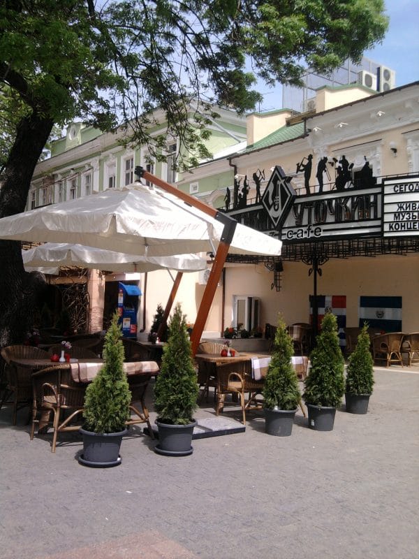 Parasol zewnętrzny wspornikowy „XL”, jednokopułowy, kwadratowa kopuła 3x3m - obrazek 3